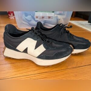 Women’s New Balance 327 Sneakers